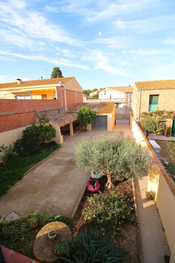 Casa Tapiolas Borrassá Extérieur photo