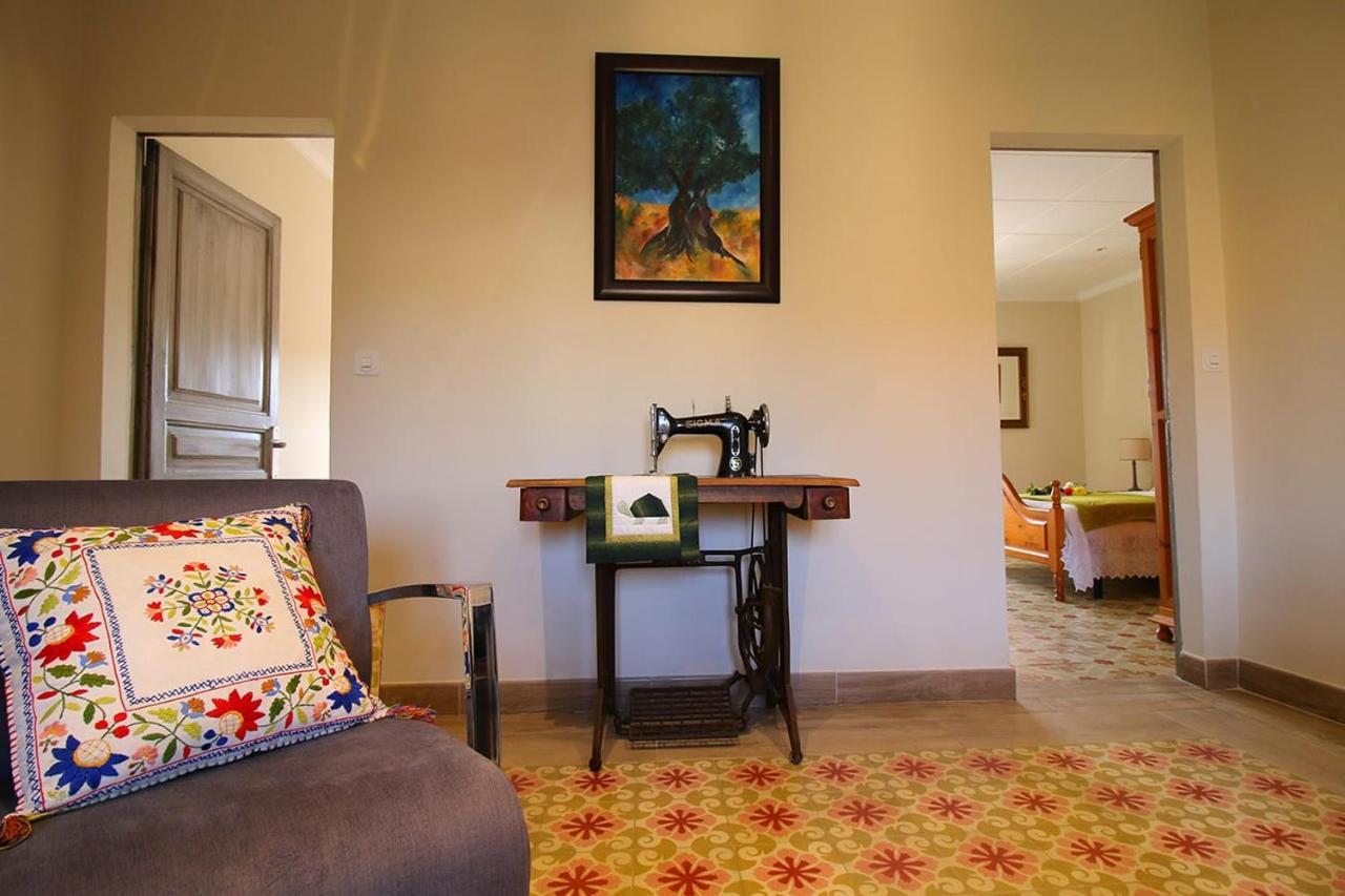 Casa Tapiolas Borrassá Extérieur photo