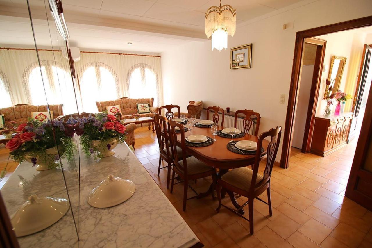 Casa Tapiolas Borrassá Extérieur photo