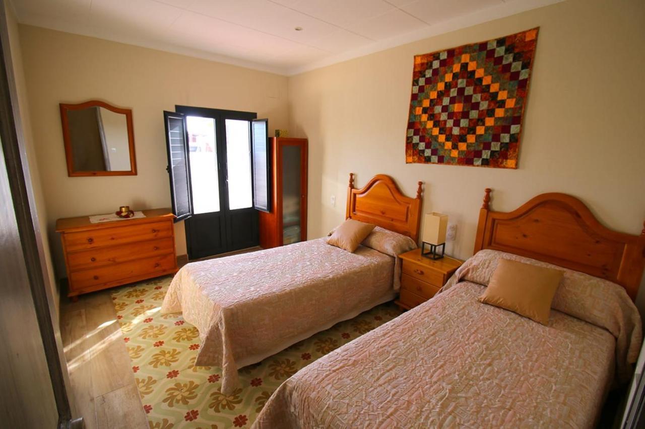 Casa Tapiolas Borrassá Extérieur photo