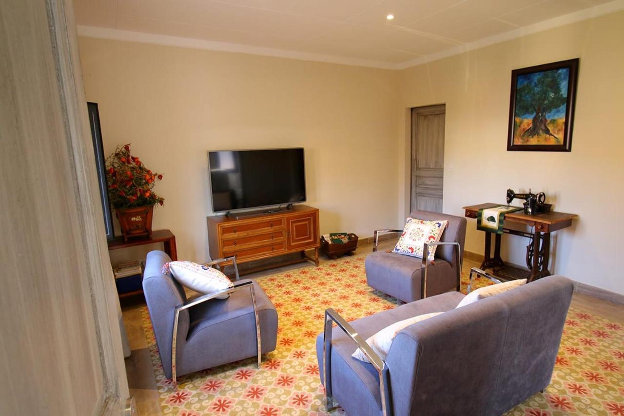 Casa Tapiolas Borrassá Extérieur photo